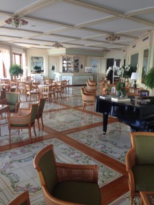 The beautiful bar at the Hotel Bristol in Sorrento