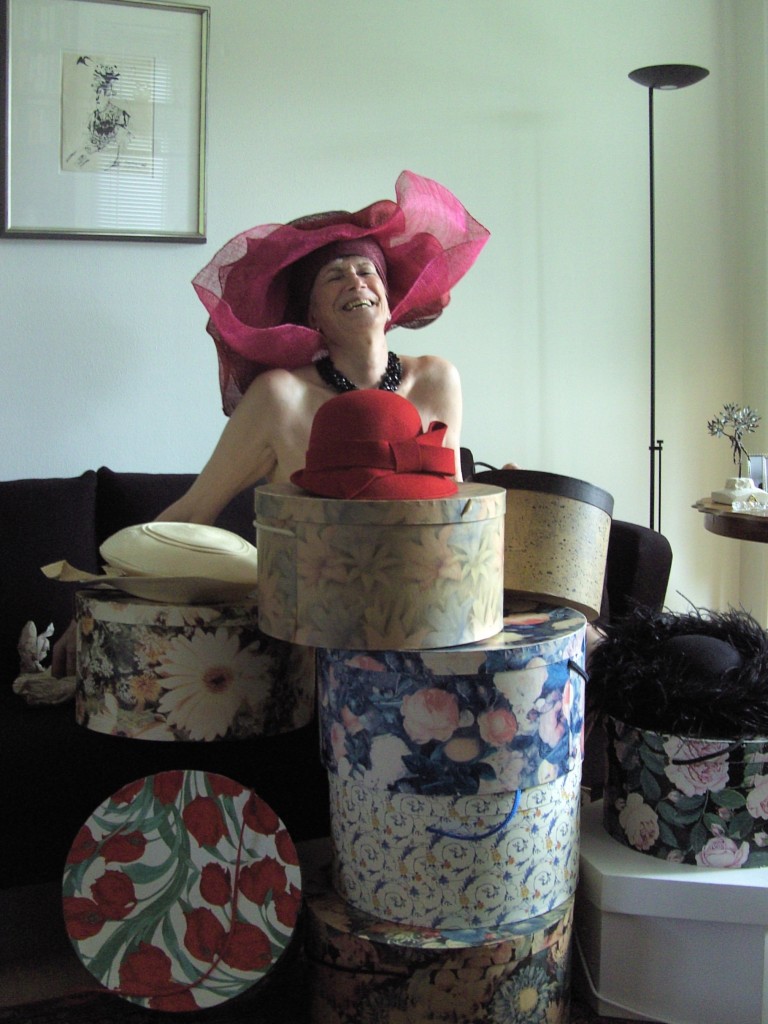 Gerda and her hats (but nothing else!)