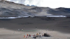 Cricket in the crater